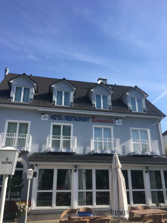 Hotel Restaurant Normandie シュイルドー エクステリア 写真