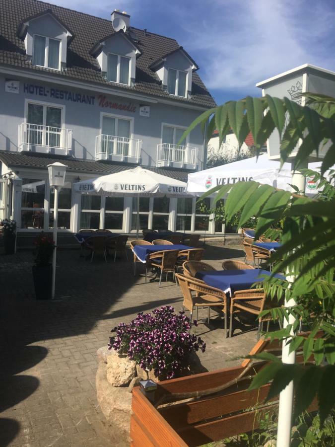 Hotel Restaurant Normandie シュイルドー エクステリア 写真