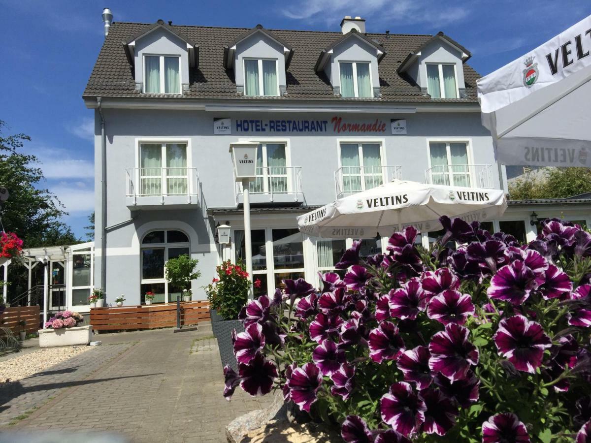 Hotel Restaurant Normandie シュイルドー エクステリア 写真